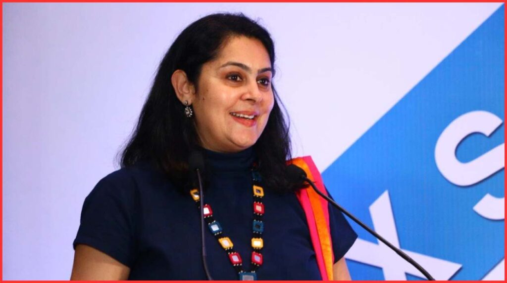 Female News Anchor in India
