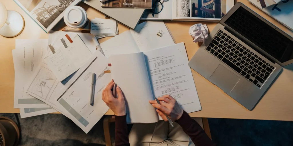 Freelance Writing Side Hustle Ideas for Journalists